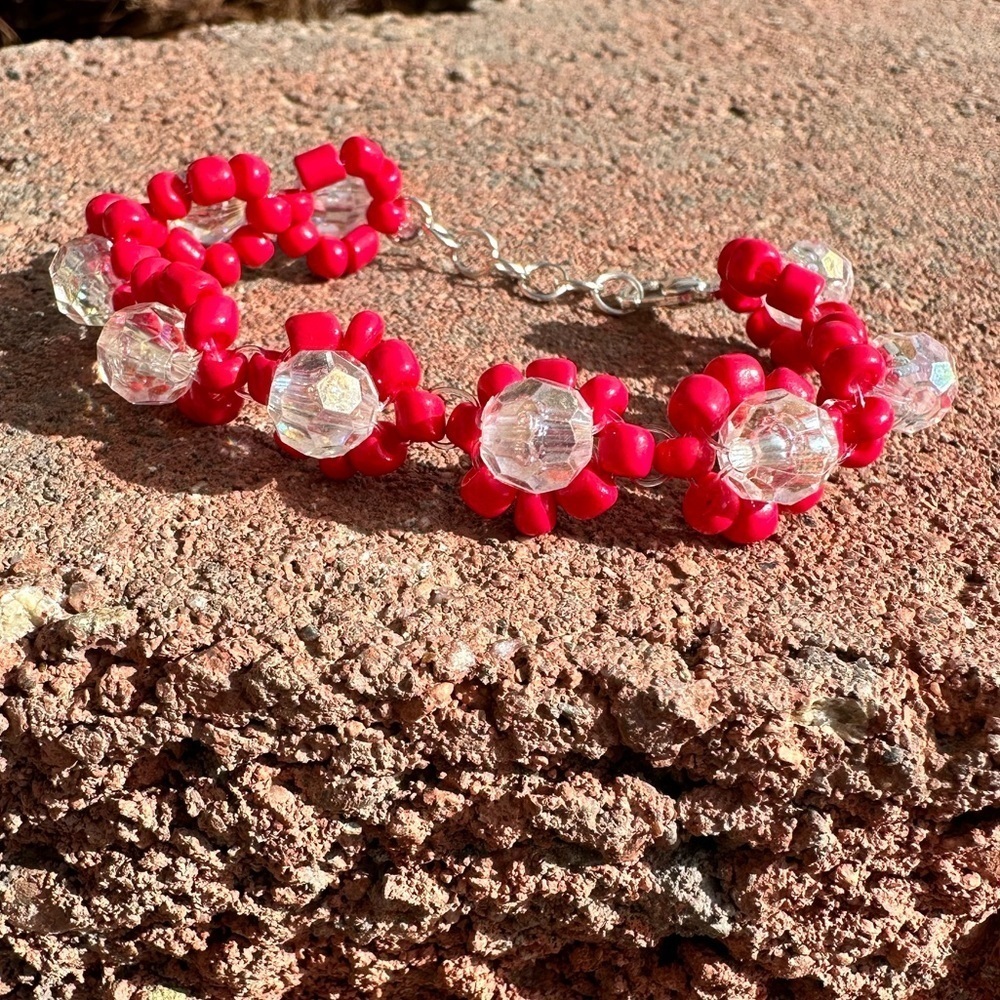 Pink Floral Beaded Adjustable Bracelet w Silver Colored Accents